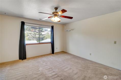 31080 Sr 20 Oak Harbor WA 98277