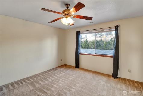 31080 Sr 20 Oak Harbor WA 98277