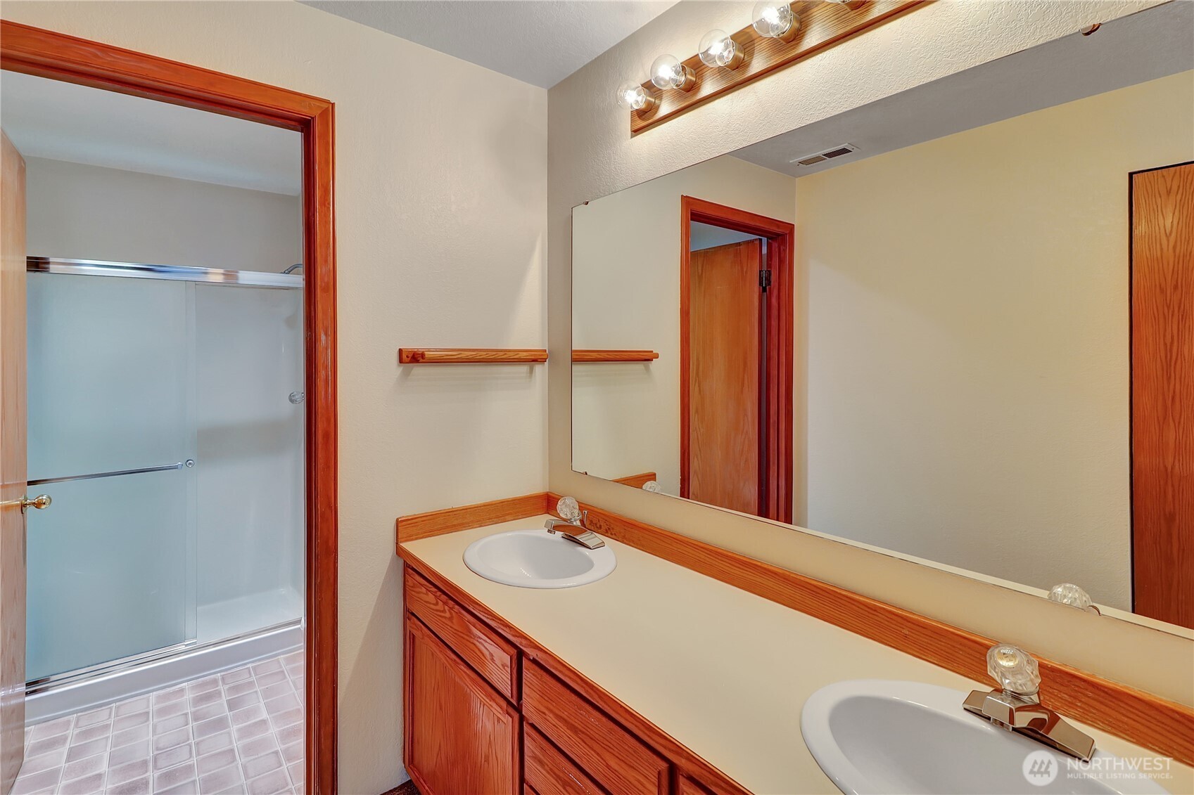 31080 Sr 20 Oak Harbor WA 98277