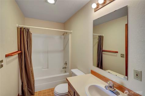 31080 Sr 20 Oak Harbor WA 98277