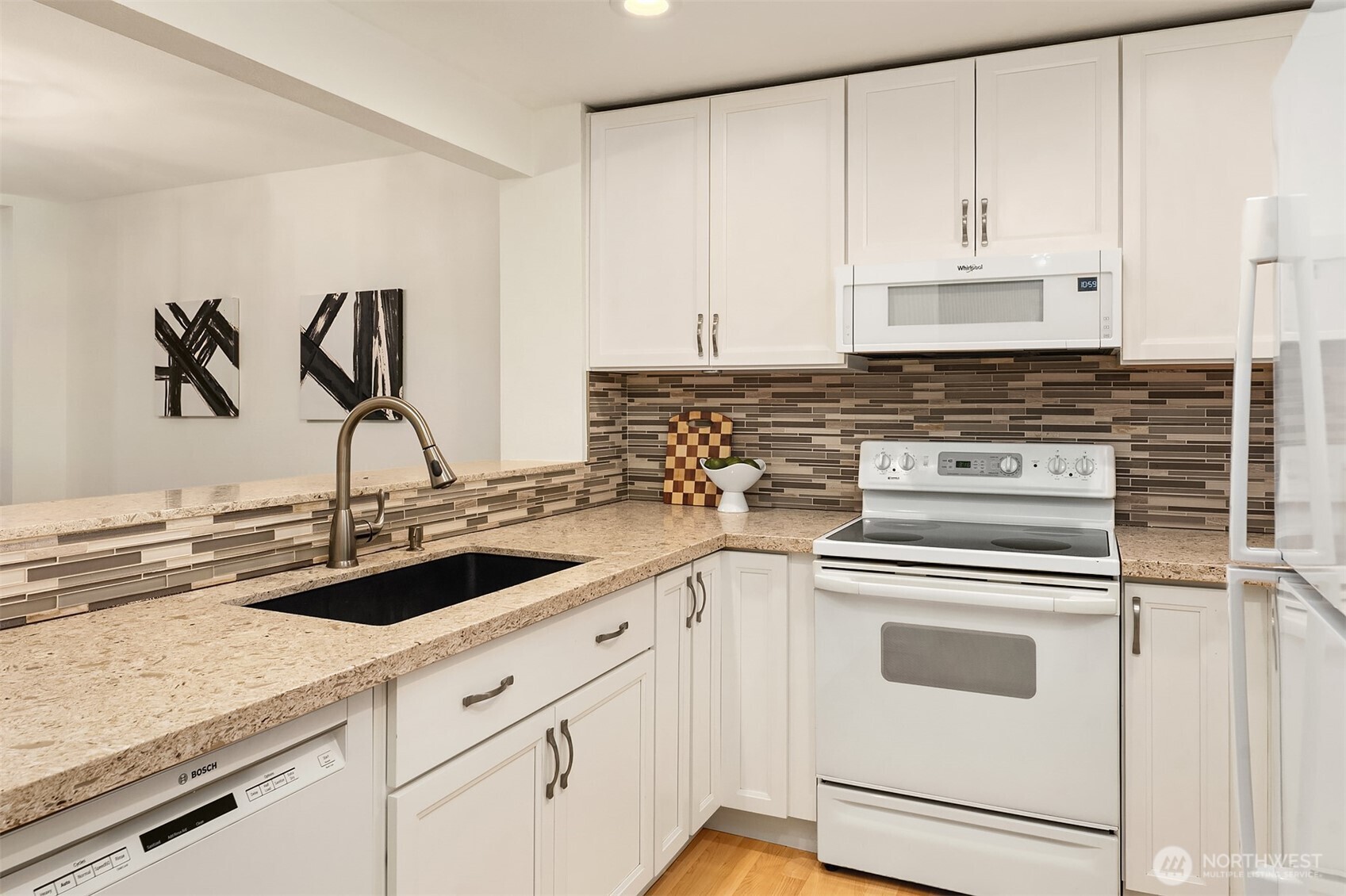15600 116th Avenue NE Bothell WA 98011