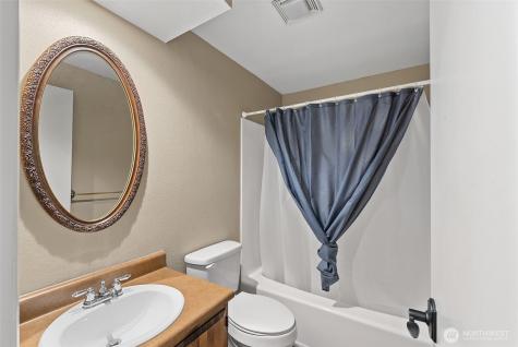 1310 Castlerock Avenue Wenatchee WA 98801