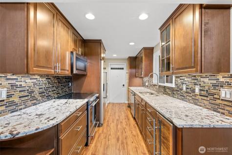 1310 Castlerock Avenue Wenatchee WA 98801