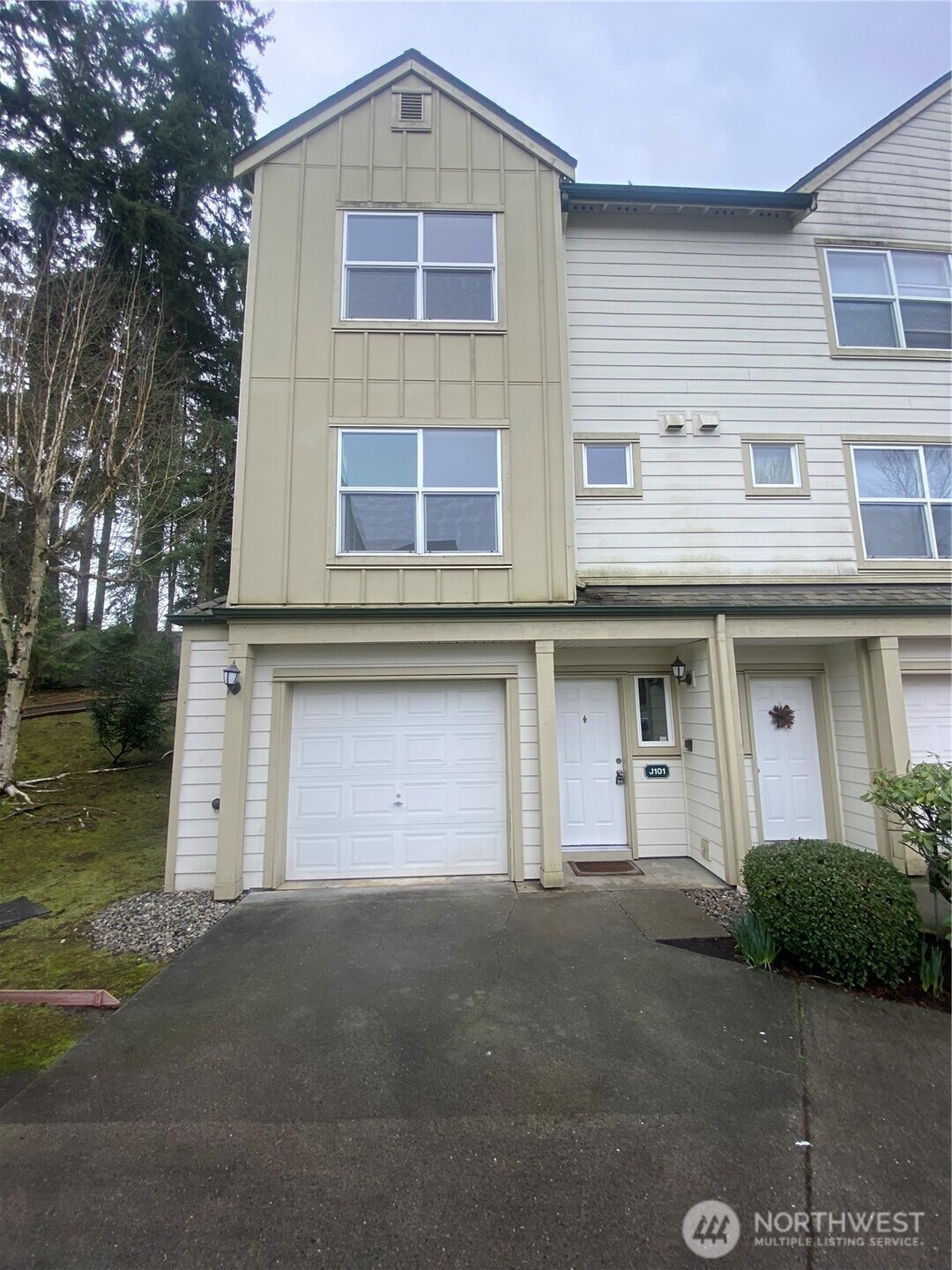 1600 121st Street SE Everett WA 98208