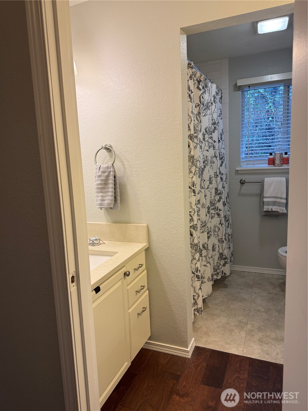 5726 99th Street Ct E Puyallup WA 98373