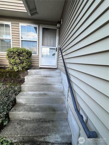 5726 99th Street Ct E Puyallup WA 98373