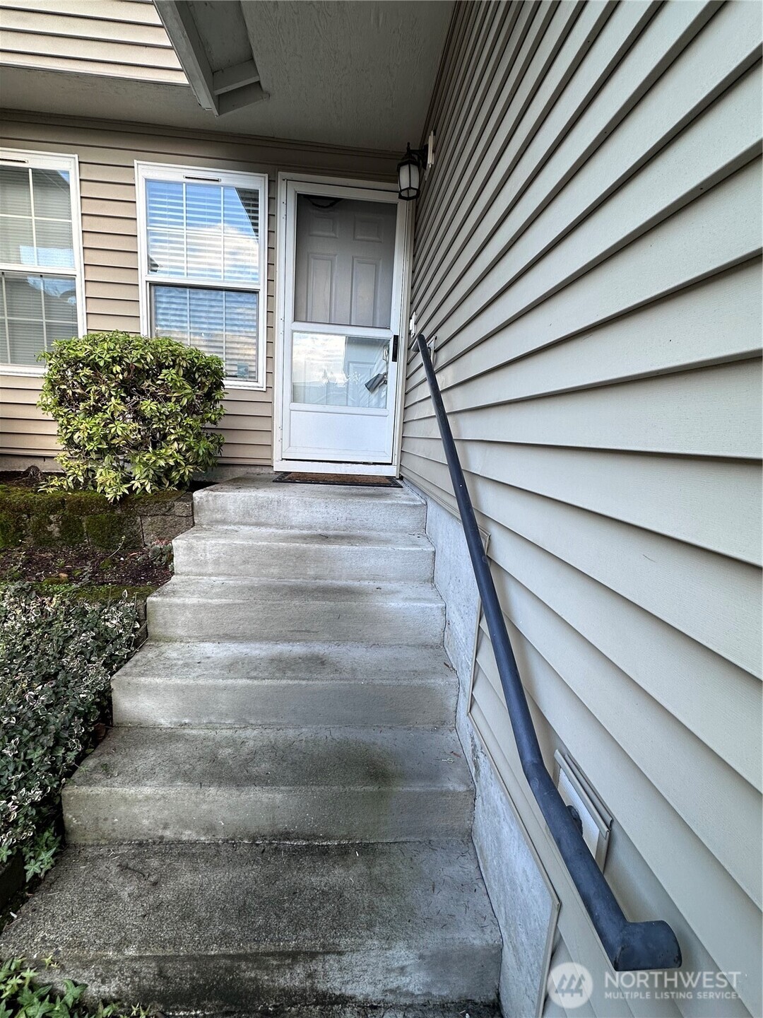 5726 99th Street Ct E Puyallup WA 98373