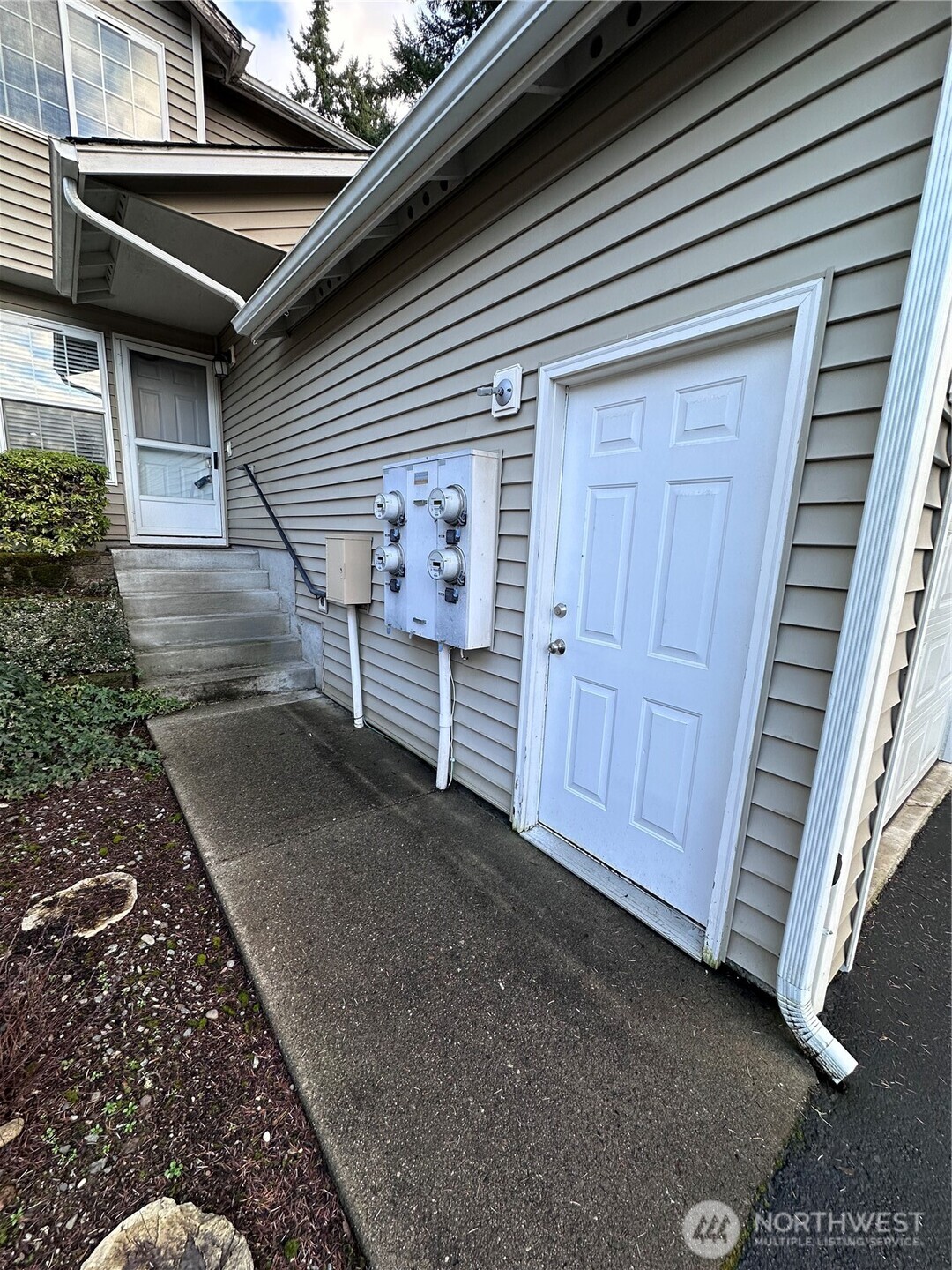 5726 99th Street Ct E Puyallup WA 98373