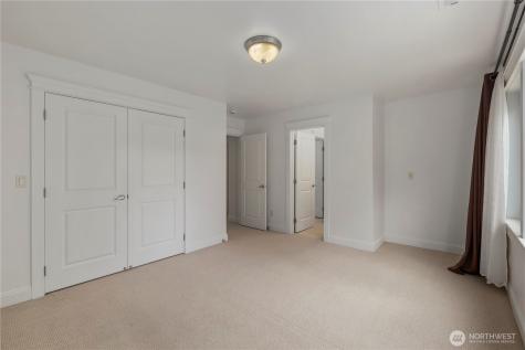 10407 NE 17th Street Bellevue WA 98004