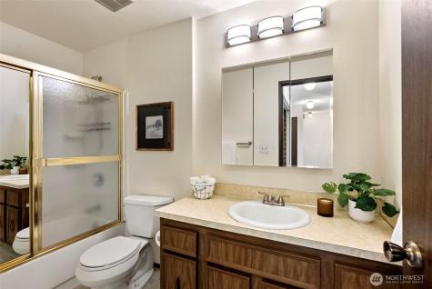 5959 S 12th S Tacoma WA 98465