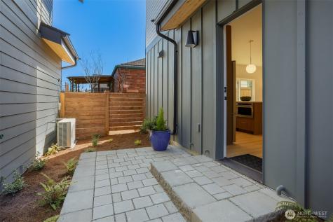 8328 24th Avenue NW Seattle WA 98117