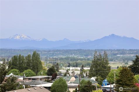 1318 37th Street Everett WA 98201