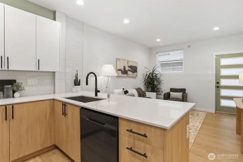 1913 15th Avenue S Seattle WA 98144