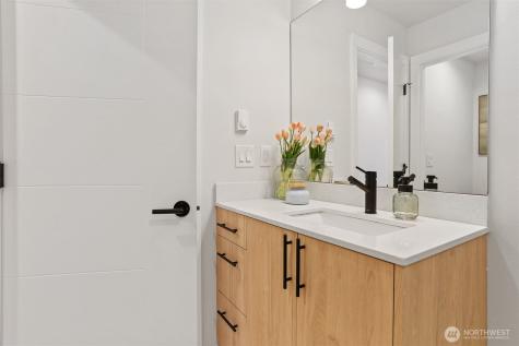 1913 15th Avenue S Seattle WA 98144