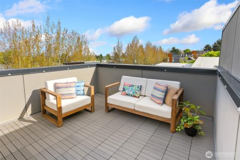 1913 15th Avenue S Seattle WA 98144