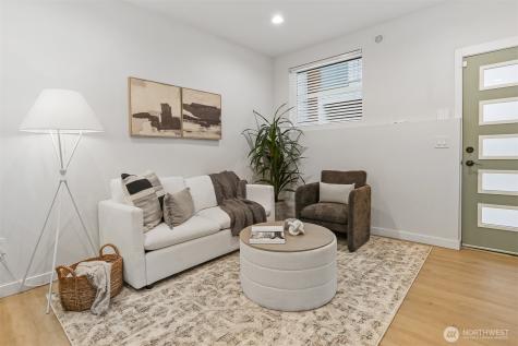 1913 15th Avenue S Seattle WA 98144