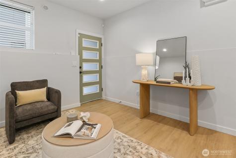 1913 15th Avenue S Seattle WA 98144
