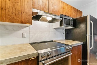 15415 W 35th Avenue W Lynnwood WA 98087