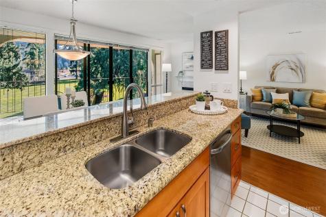 16929 Inglewood Road NE Kenmore WA 98028