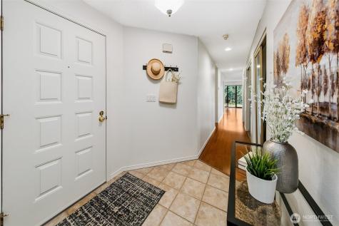 16929 Inglewood Road NE Kenmore WA 98028