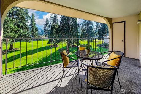 16929 Inglewood Road NE Kenmore WA 98028