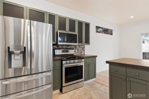 13332 SE 177th Court Renton WA 98058