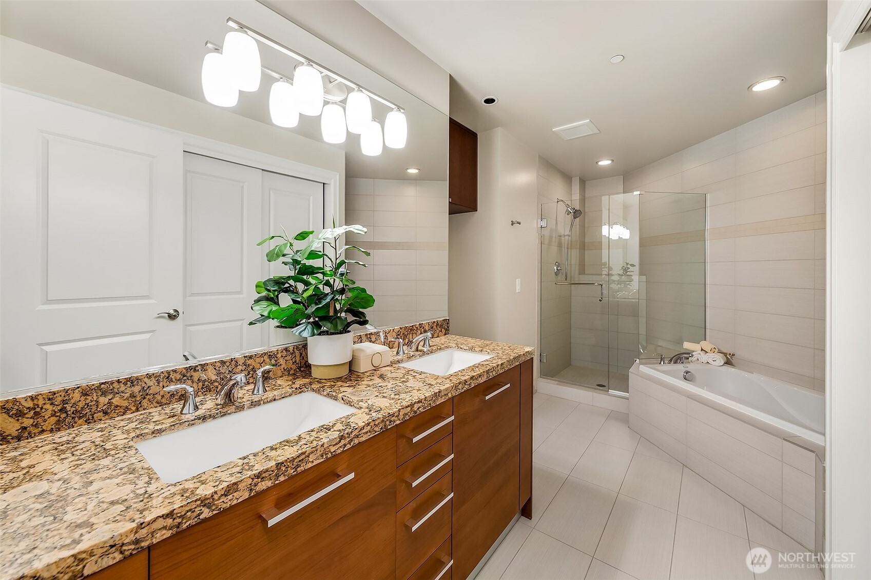 1920 4th Avenue Seattle WA 98101