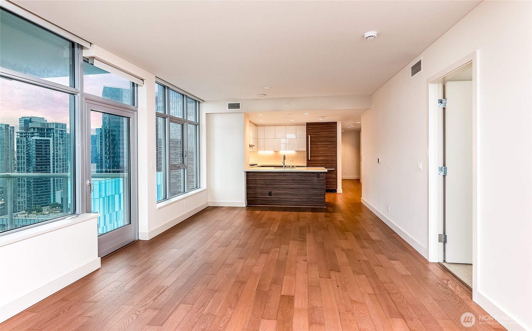 588 Bell Street Seattle WA 98121
