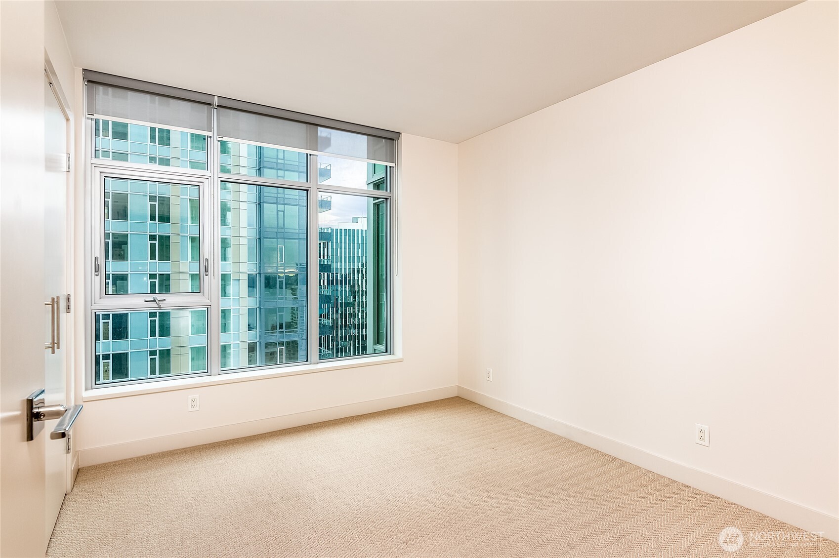 588 Bell Street Seattle WA 98121