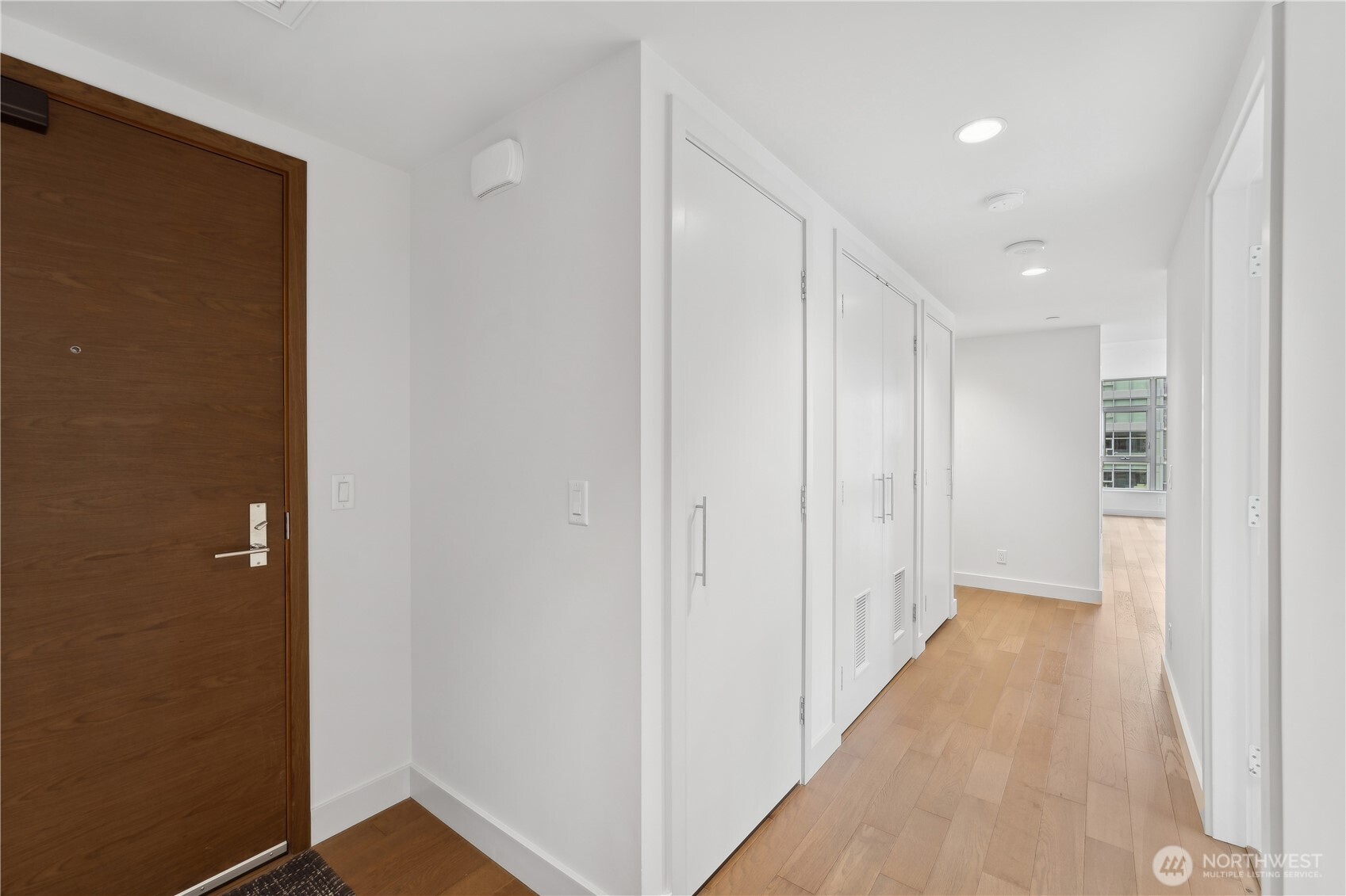 588 Bell Street Seattle WA 98121
