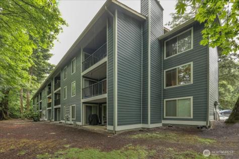 4629 W Lake Sammamish Parkway SE Issaquah WA 98027