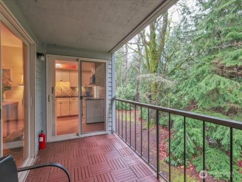 4629 W Lake Sammamish Parkway SE Issaquah WA 98027