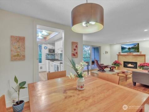 4629 W Lake Sammamish Parkway SE Issaquah WA 98027