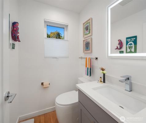 10421 41st Avenue SW Seattle WA 98146