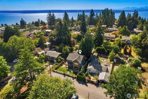 10421 41st Avenue SW Seattle WA 98146