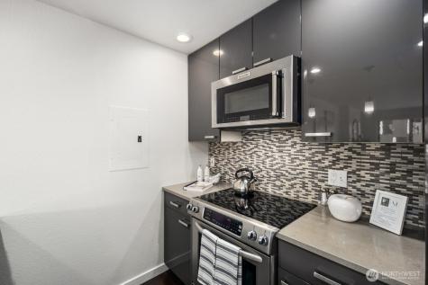 3905 4th Avenue NE Seattle WA 98105
