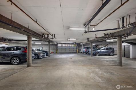 3905 4th Avenue NE Seattle WA 98105