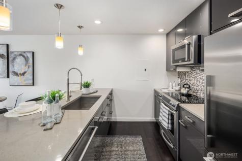 3905 4th Avenue NE Seattle WA 98105