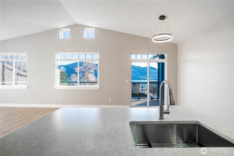 744 Wapato Way Manson WA 98831