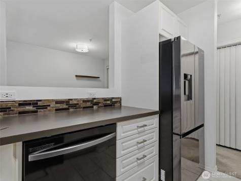 18501 SE Newport Way Issaquah WA 98027