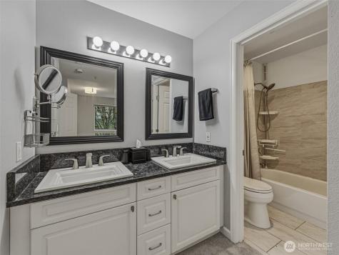 18501 SE Newport Way Issaquah WA 98027