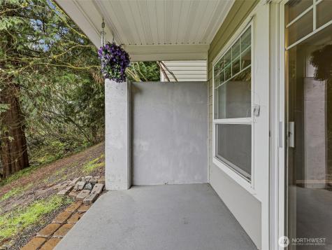18501 SE Newport Way Issaquah WA 98027