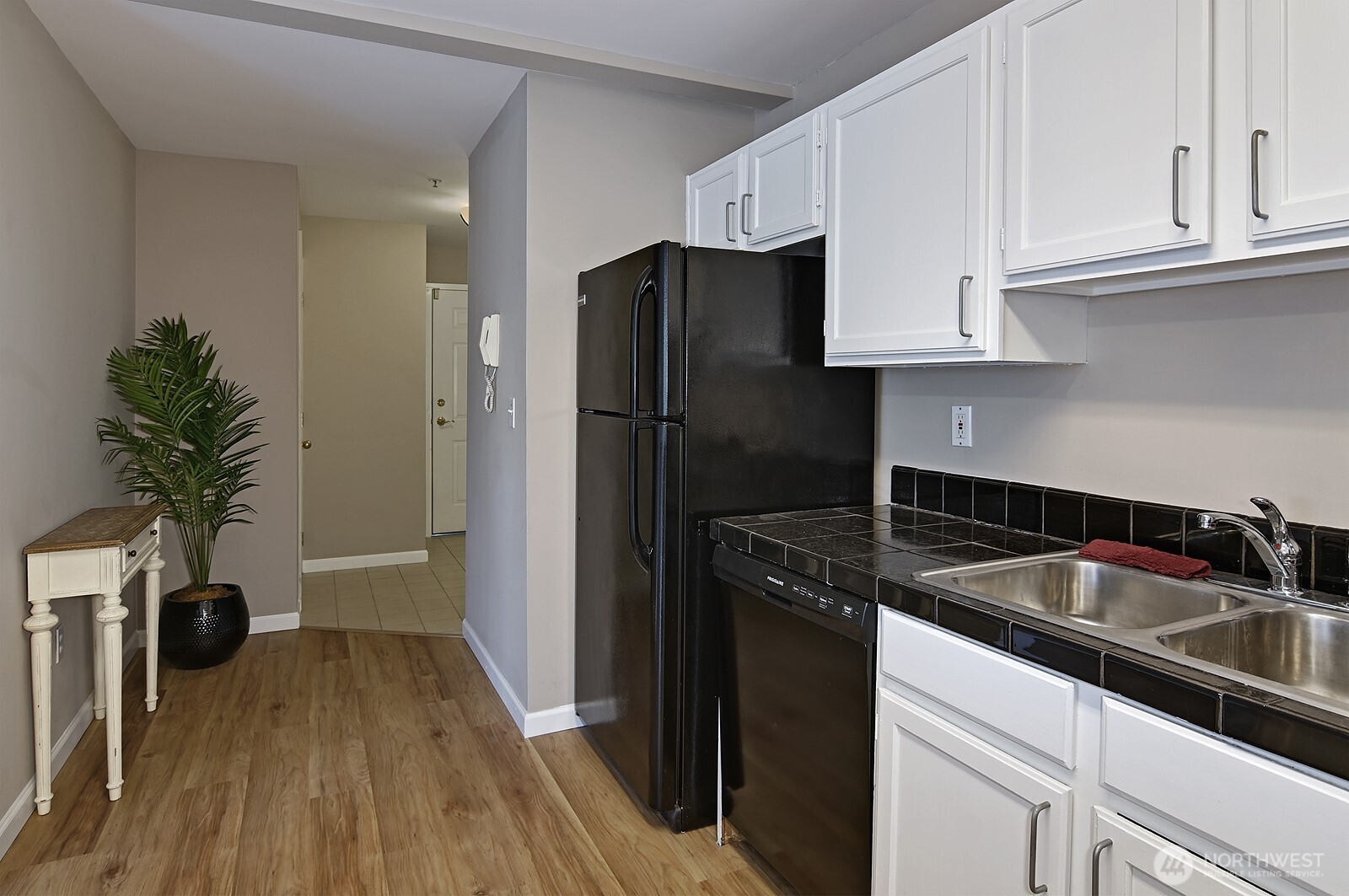 2117 N 107th Street Seattle WA 98133