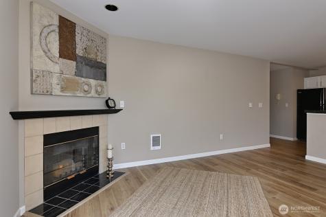 2117 N 107th Street Seattle WA 98133
