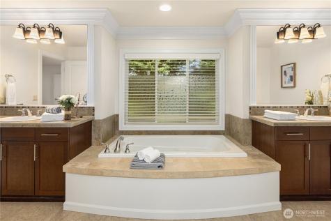 12316 NE 86th Way Kirkland WA 98033