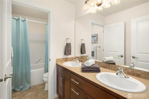 12316 NE 86th Way Kirkland WA 98033