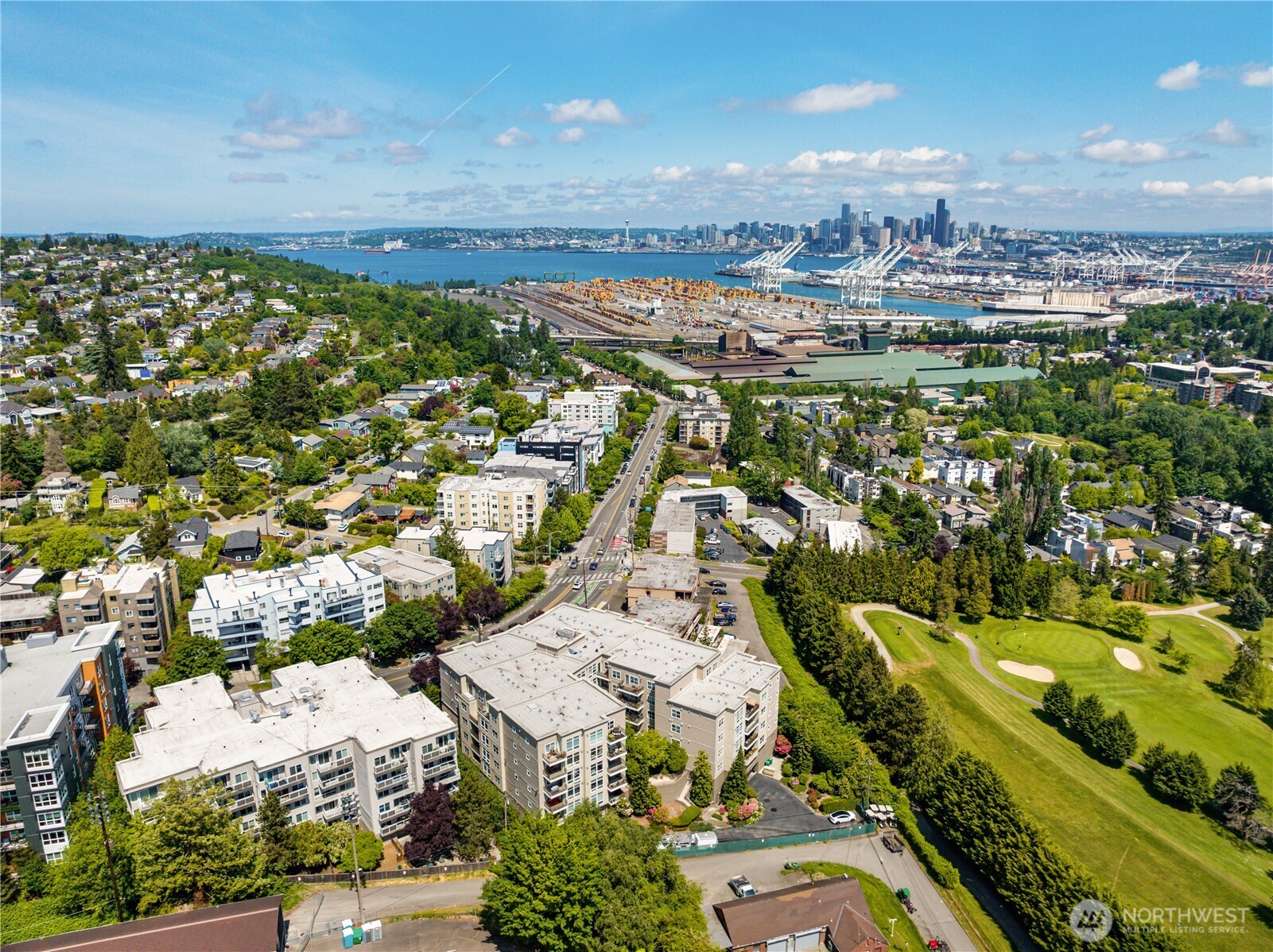 3221 SW Avalon Way Seattle WA 98126