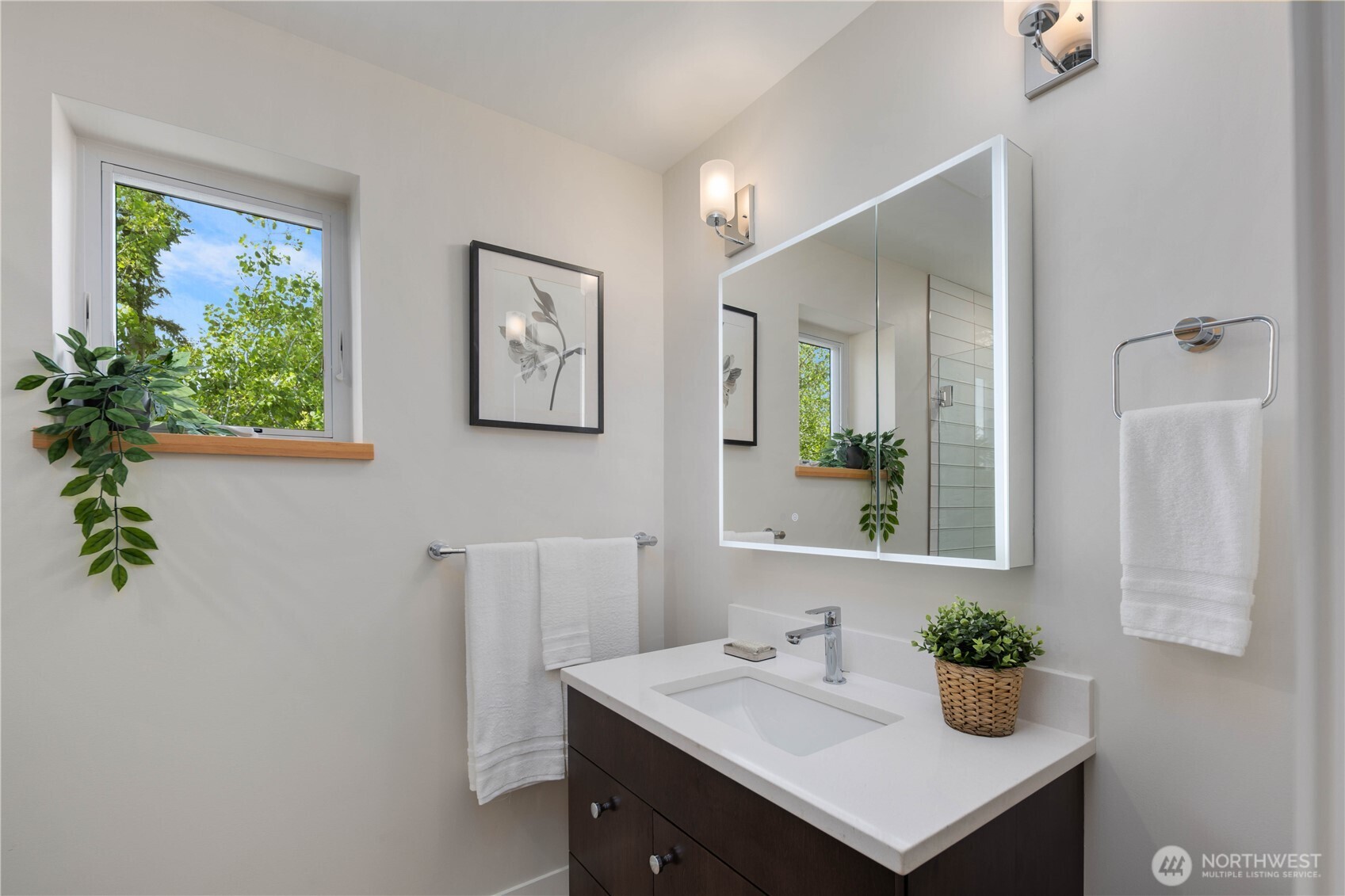 8625 30th Avenue SW Seattle WA 98126
