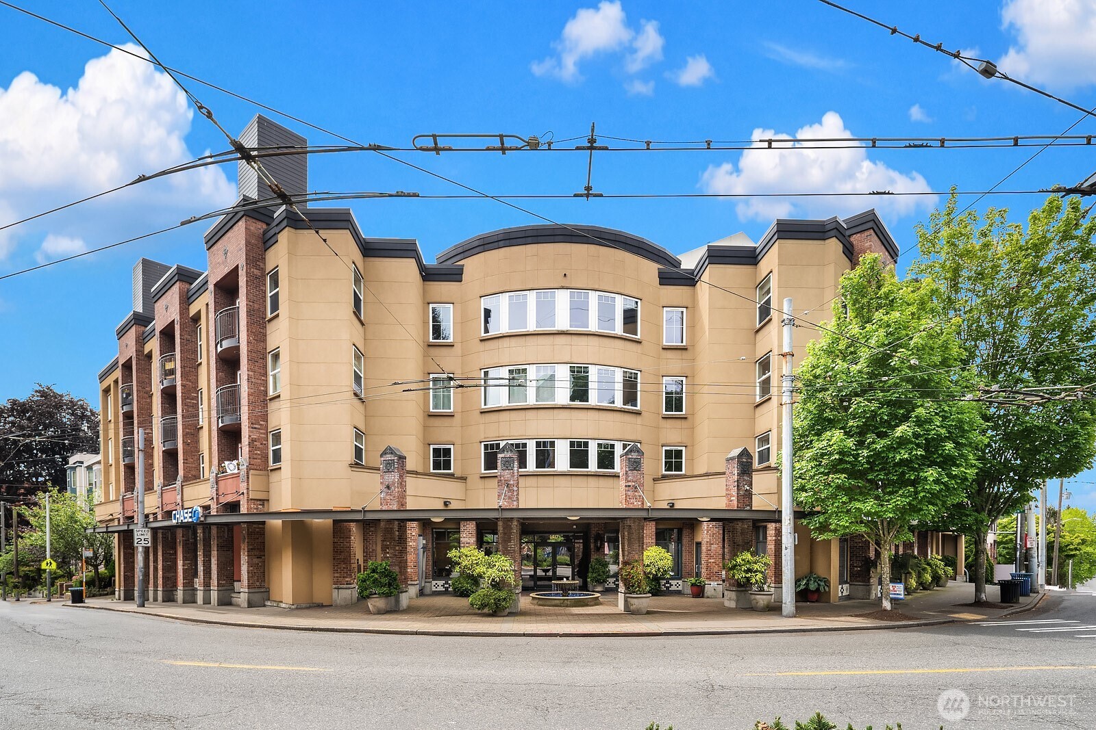 1417 Queen Anne Avenue N Seattle WA 98109