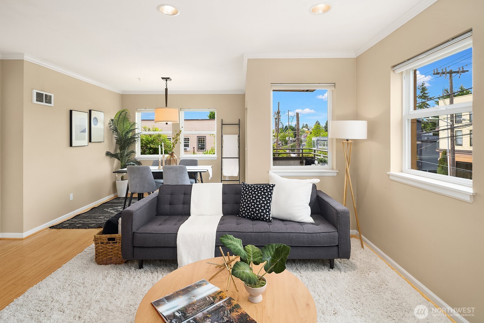 1417 Queen Anne Avenue N Seattle WA 98109